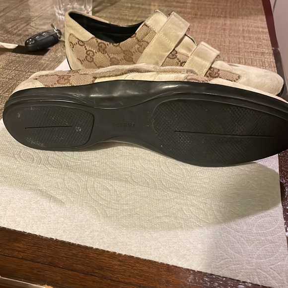 gucci shoes perfect condition 3 wears extremely comfortable and comfort European - Picture 5 of 11